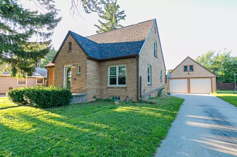 930 W Glendale Ave, Appleton, WI 54914 photo 2