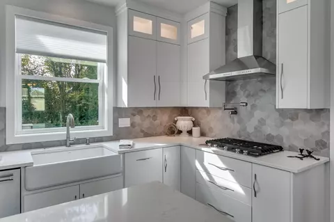 Kitchen - w5791 Parker Way, Appleton, WI 54915 photo 4 of 5