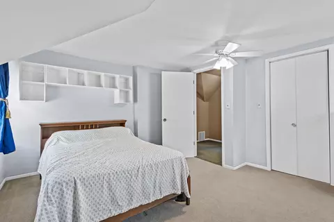 Bedroom - 1025 W 8th St, Appleton, WI 54914 photo 4 of 7