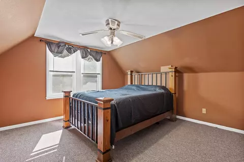 Bedroom - 1025 W 8th St, Appleton, WI 54914 photo 5 of 7