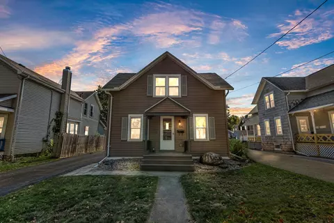 Exterior - 1025 W 8th St, Appleton, WI 54914 photo 17 of 18