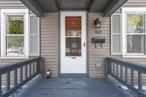 Exterior - 1025 W 8th St, Appleton, WI 54914 photo 3 of 18