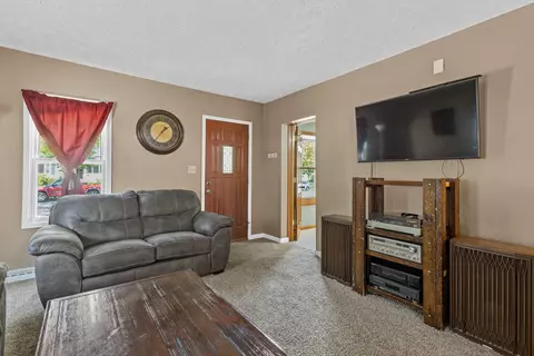 Living - 1025 W 8th St, Appleton, WI 54914 photo 1 of 2