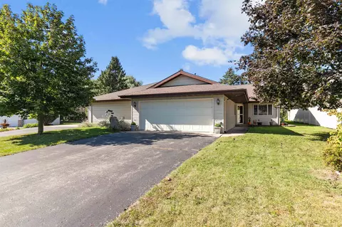 w6189 Long Court, Appleton, WI 54914 photo 40
