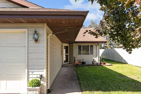 w6189 Long Court, Appleton, WI 54914 photo 22