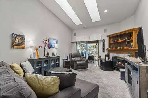 w6189 Long Court, Appleton, WI 54914 photo 23