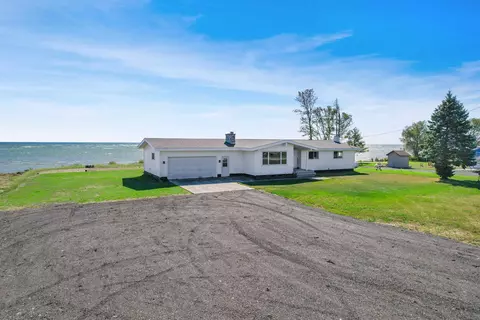 n7386 Michigan 35, Cedar River, MI 49887