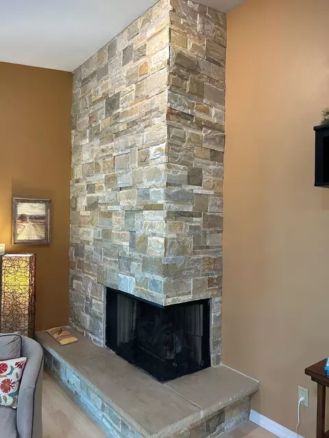 1250 W Nicolet Cir, Appleton, WI 54914 photo 8