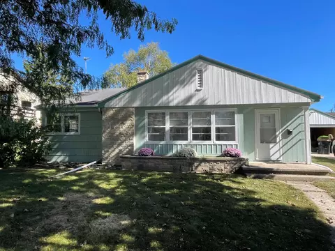 616 Marygold St, Chilton, WI 53014