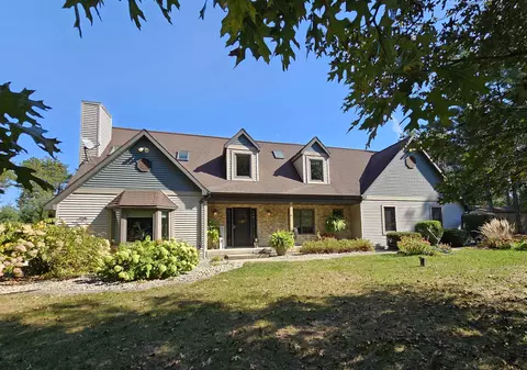 n5632 Pine River Court, Wild Rose, WI 54984