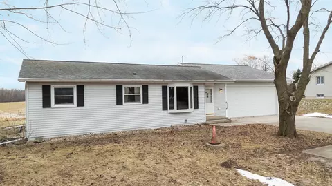 5576 Hwy K, Oshkosh, WI 54904
