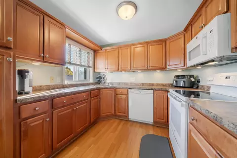 1115 S East St, Appleton, WI 54915 photo 5