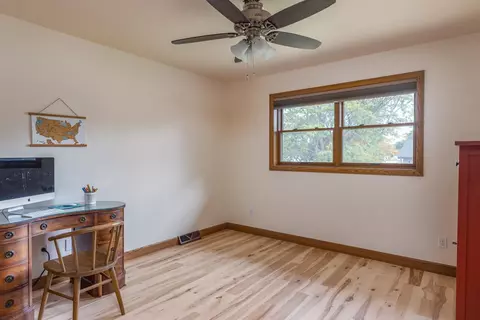 1400 S Clara St, Appleton, WI 54915 photo 32