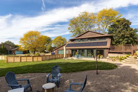 1400 S Clara St, Appleton, WI 54915 photo 4