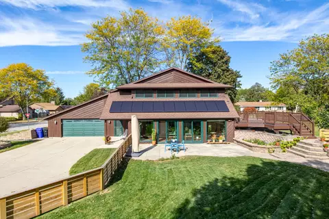 1400 S Clara St, Appleton, WI 54915