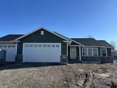 1831 Andrea Michelle Ct, Kaukauna, WI 54130