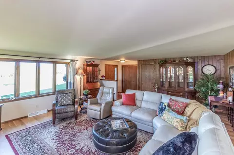2036 N Mayflower Dr, Appleton, WI 54913 photo 10