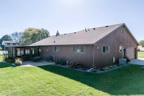 2036 N Mayflower Dr, Appleton, WI 54913 photo 41