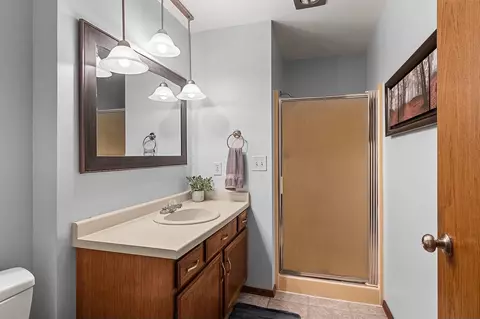Bath - w6176 Pilgrim Street, Appleton, WI 54914 photo 1 of 2