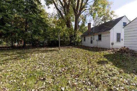Exterior - 420 E Taft Ave, Appleton, WI 54915 photo 3 of 5