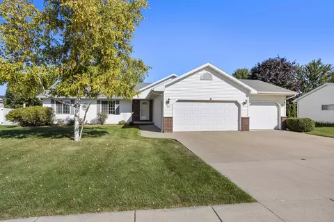 804 W Ann St, Kaukauna, WI 54130
