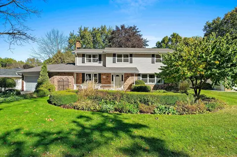 2636 Forestville Dr, Green Bay, WI 54304