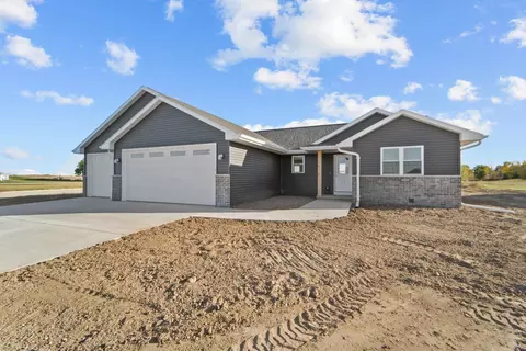1367 S Diane St, Chilton, WI 53014