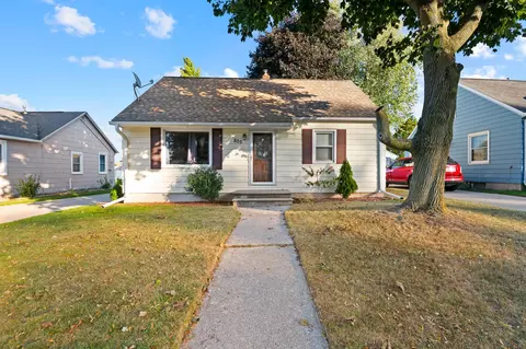 805 Irvington St, Green Bay, WI 54304
