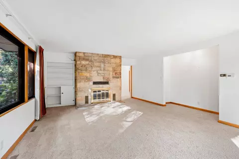 1525 S Lehmann Ln, Appleton, WI 54914 photo 10