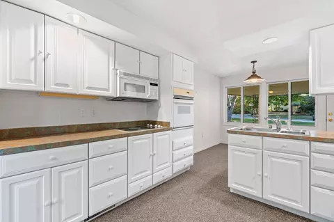 1525 S Lehmann Ln, Appleton, WI 54914 photo 8