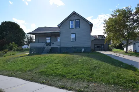 620 River Rd, Kewaunee, WI 54216