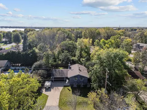 View/Area - 175 Stroebe Rd, Appleton, WI 54914 photo 3 of 9