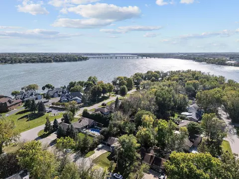 View/Area - 175 Stroebe Rd, Appleton, WI 54914 photo 8 of 9