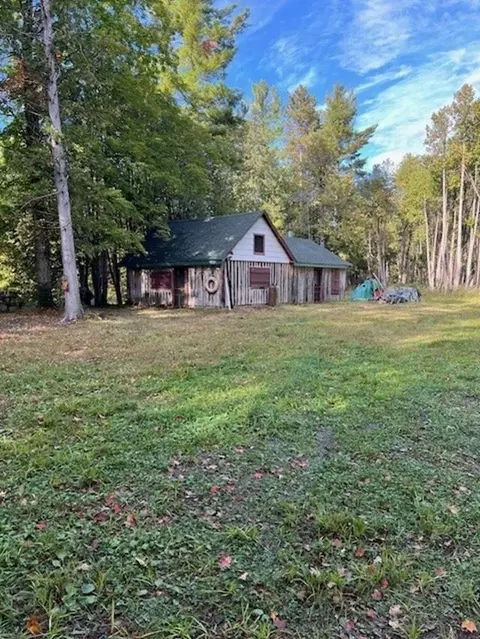 N10500 Schuster Lane, Cedar River, MI 49887