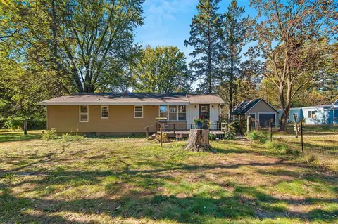 e5931 River Street, Manawa, WI 54949