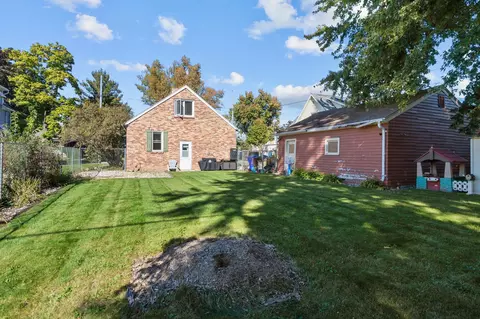 Exterior - 1609 W Rogers Ave, Appleton, WI 54914 photo 1 of 1