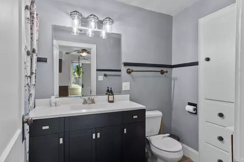 Bath - 1609 W Rogers Ave, Appleton, WI 54914 photo 1 of 1