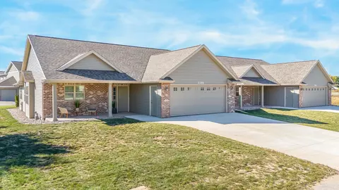 2355 E Plank Cir, Appleton, WI 54915 photo 33