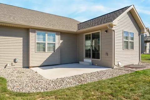 2355 E Plank Cir, Appleton, WI 54915 photo 19