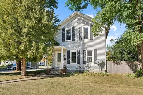 502 Keyes St, Menasha, WI 54952