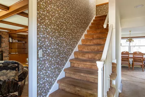 Entry Way - 2625 N Union St, Appleton, WI 54911 photo 1 of 1