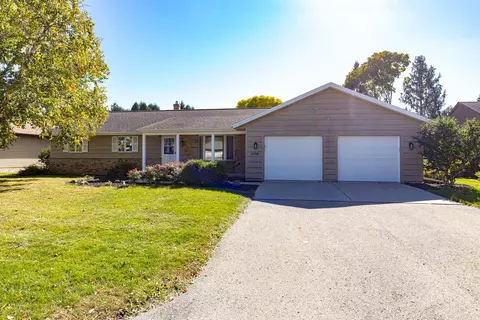 2119 W Cortland Dr, Appleton, WI 54914