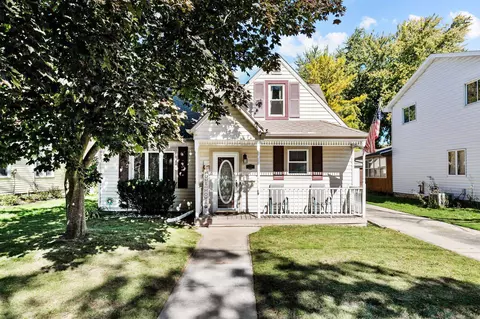 1132 W Summer St, Appleton, WI 54914