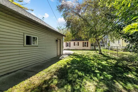 1132 W Summer St, Appleton, WI 54914 photo 28