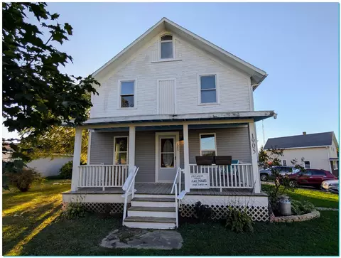 1905 Clark Dr, New Holstein, WI 53061