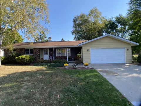 1230 S Park St, Shawano, WI 54166