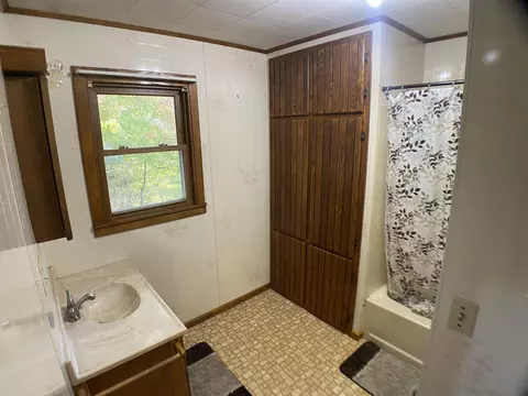 W11310 County Rd G, Gresham, WI 54128 photo 7
