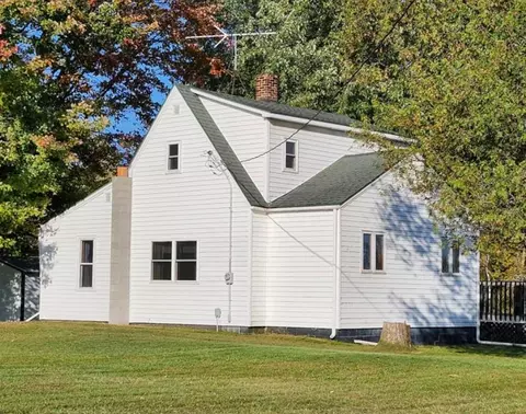 W11310 County Rd G, Gresham, WI 54128 photo 16