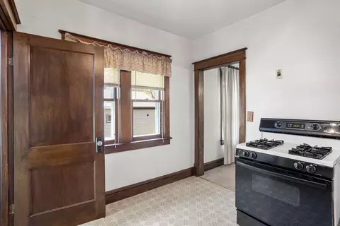1316 W Washington St, Appleton, WI 54914 photo 9