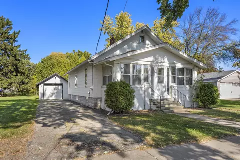 1316 W Washington St, Appleton, WI 54914 photo 2
